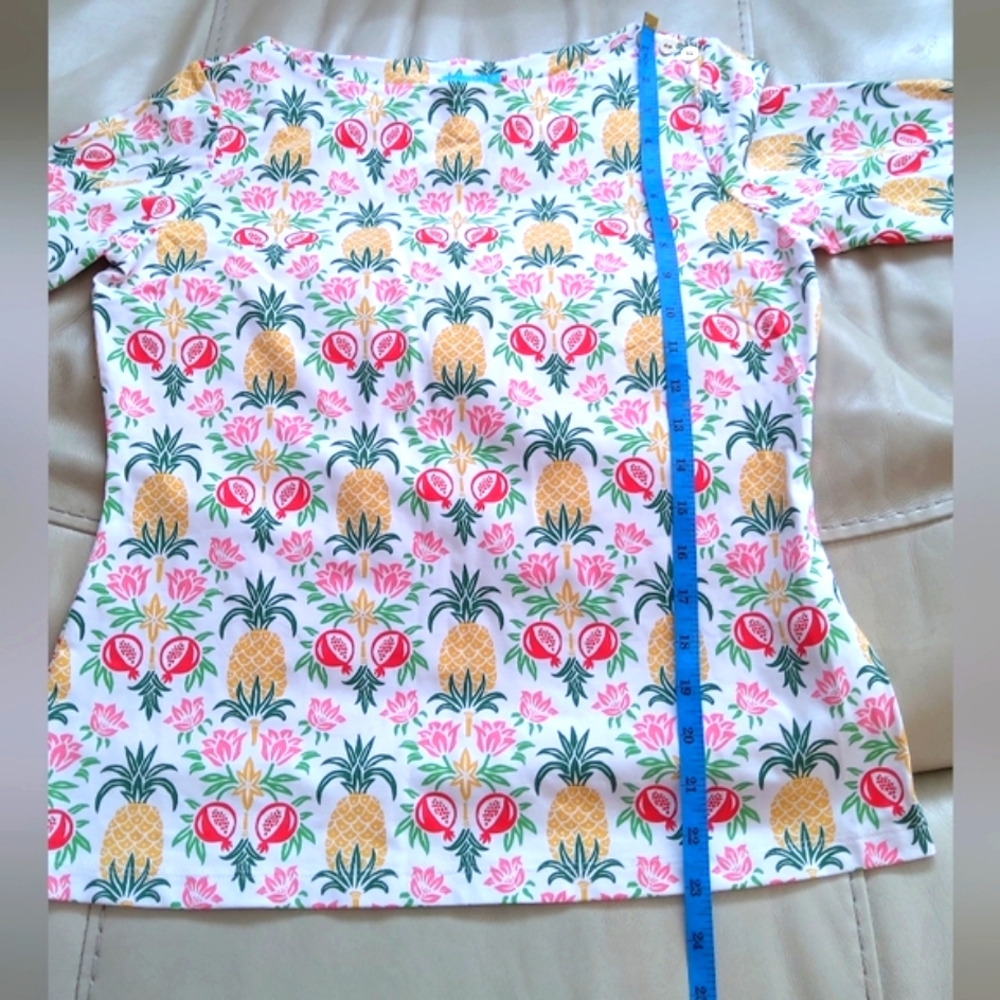 NWOT ! J. McLaughlin Pineaple Novelty Print Catalina Cloth White Top - Picture 7 of 7